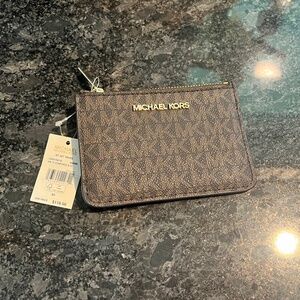 Michael Kors Jet Set Travel Wallet